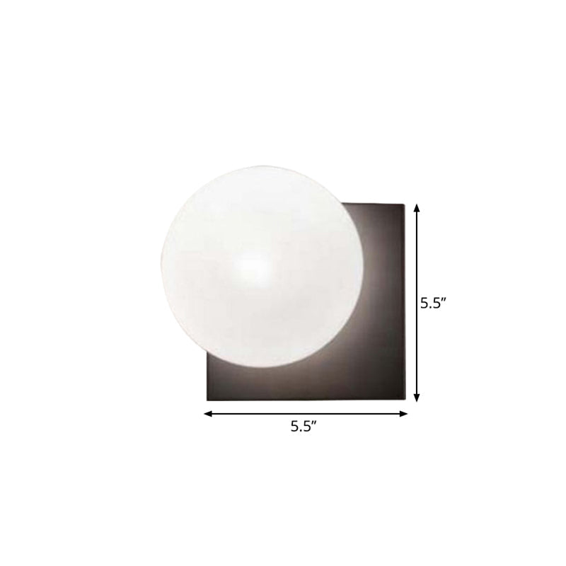 Moderne 1-Licht-Wandleuchte mit weißem Glasschirm Schwarze Kugel Wandleuchte