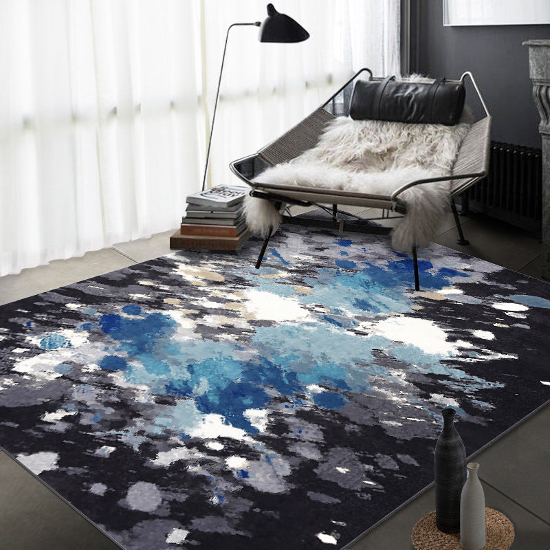 Hochwertiger moderner Teppich in Blau und Schwarz mit abstraktem Tintenmalerei-Muster, waschbarer Polyesterteppich für die Wohnkultur