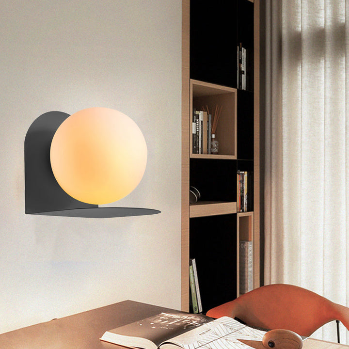 Weiße Globus-Wandleuchte Nordic Style Mattiertes Glas Wandlicht für das Arbeitszimmer Kinderzimmer