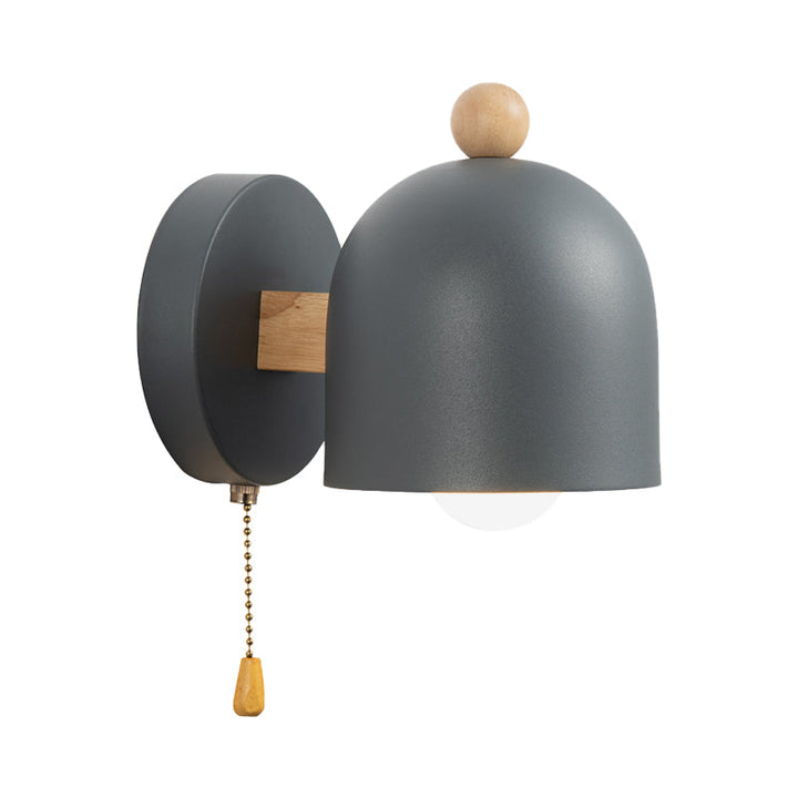 Nordic kleine Kuppel Zugkette Wandlampe Eisen 1 Glühbirne Schlafzimmer Wandmontage Beleuchtung in Grau mit Holzdetails