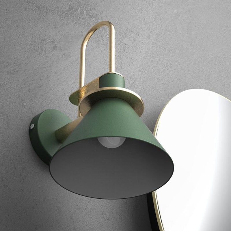Schwarz/Weiß/Grün Cone Wandlampe Macaron 1-Licht Metall Wandmontierte Lampe mit gebogenem Arm für Schlafzimmer, Warm/Weiß Licht