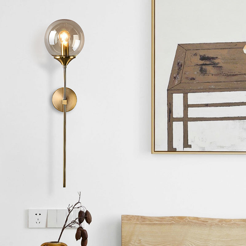 Ball Shade Stift-Arm Wandbeleuchtung Postmodern Klar/Amber/Rauchgrau Glas Einzelne Messing Wandmontierte Lampe