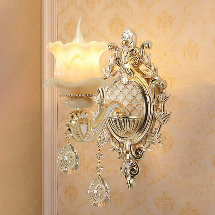 Jade Floral Wandlicht Antike Wohnzimmer Wandbeleuchtung mit hängendem Kristall in Gold