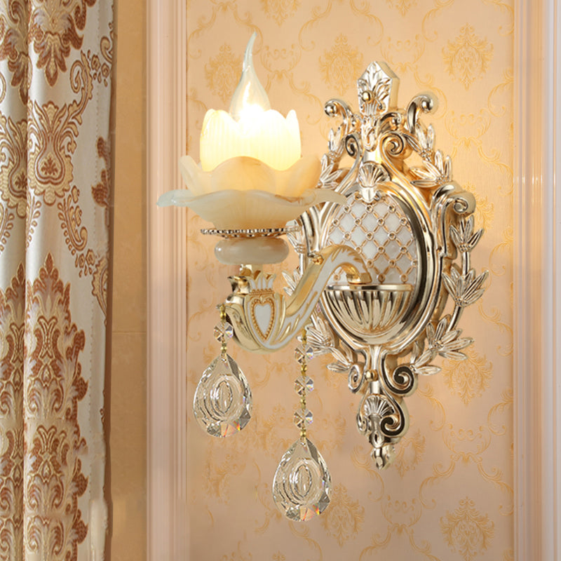 Jade Floral Wandlicht Antike Wohnzimmer Wandbeleuchtung mit hängendem Kristall in Gold