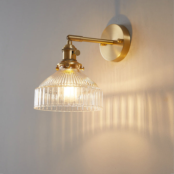 Industrielle Wandlampe Gepresstes Geriffeltes Glas Wandleuchte in Gold-Finish für Schlafzimmer