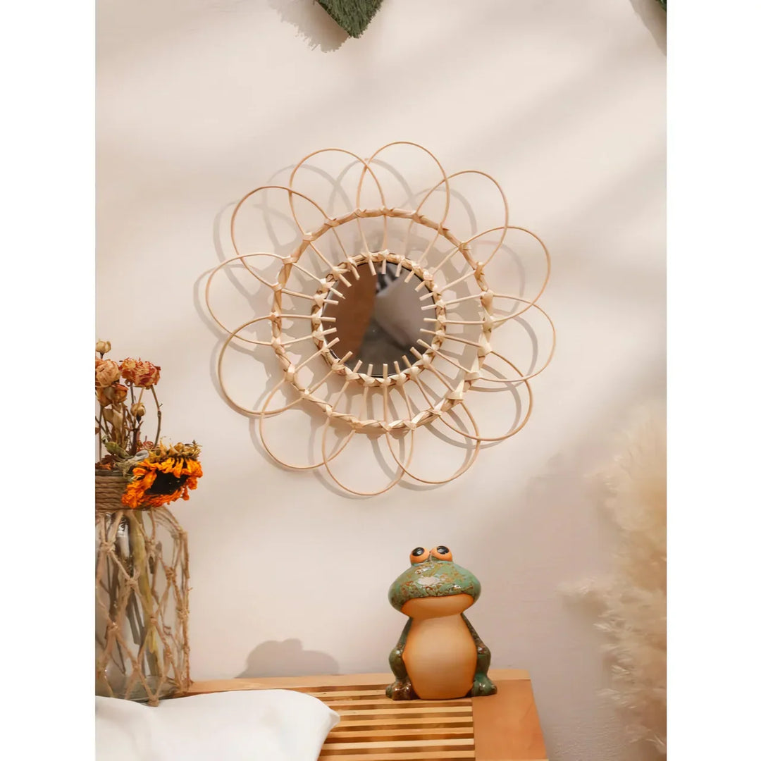 Handgefertigter Rattan Wandspiegel