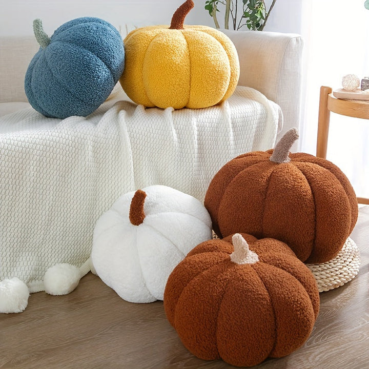 Dekoratives Kissen Warm Pumpkin Aus Weichem Plüsch