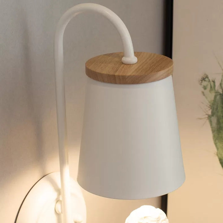 Weiße kleine Engel Wandlampe mit Eimer Schirm 1 Kopf Metall Wandlampe für das Wohnzimmer