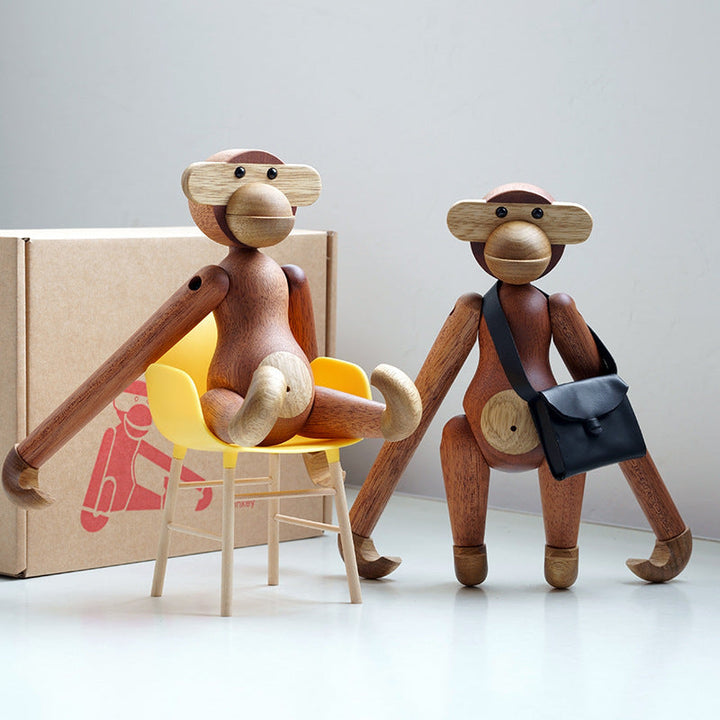 Freche Affe Massivholz Ornament