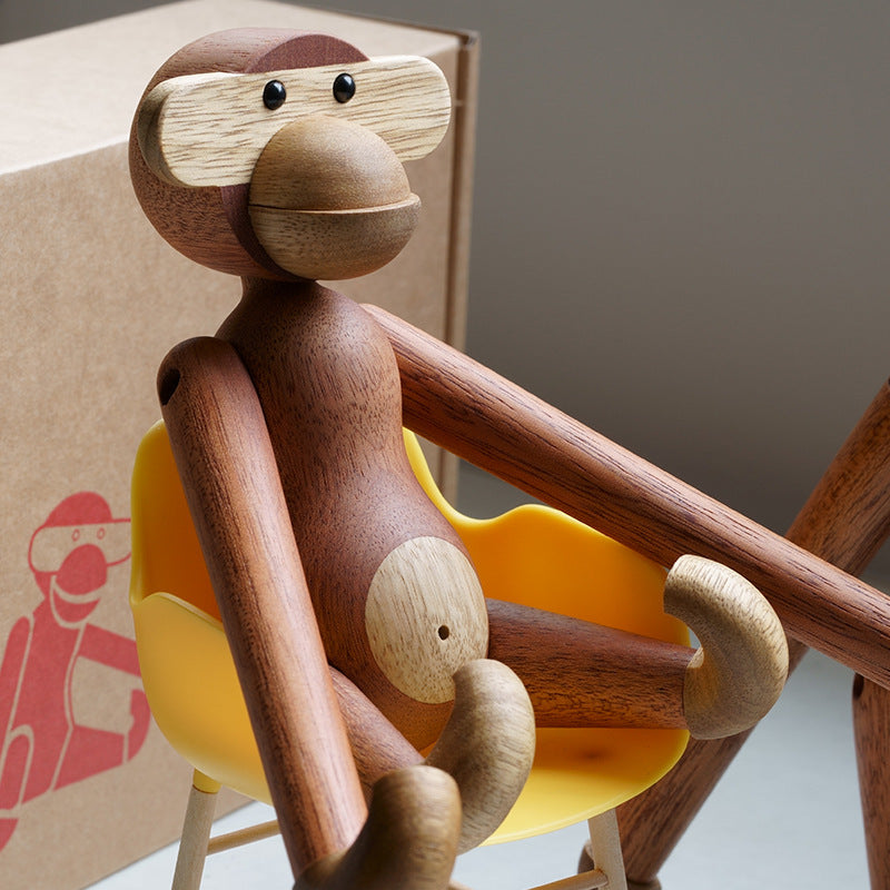 Freche Affe Massivholz Ornament