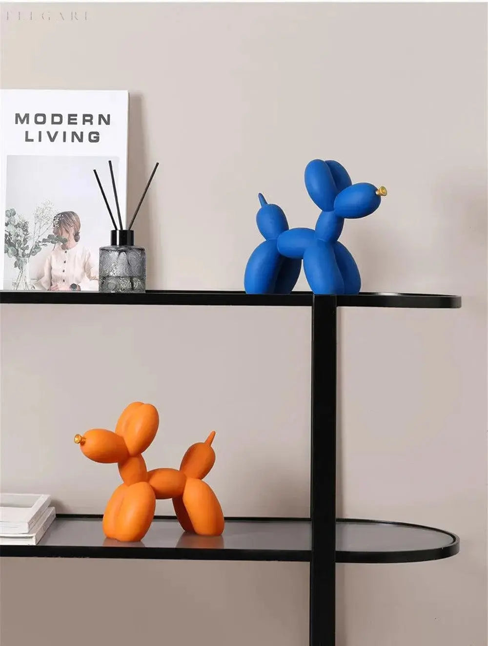 Ballonornament mit goldenem Schnabel