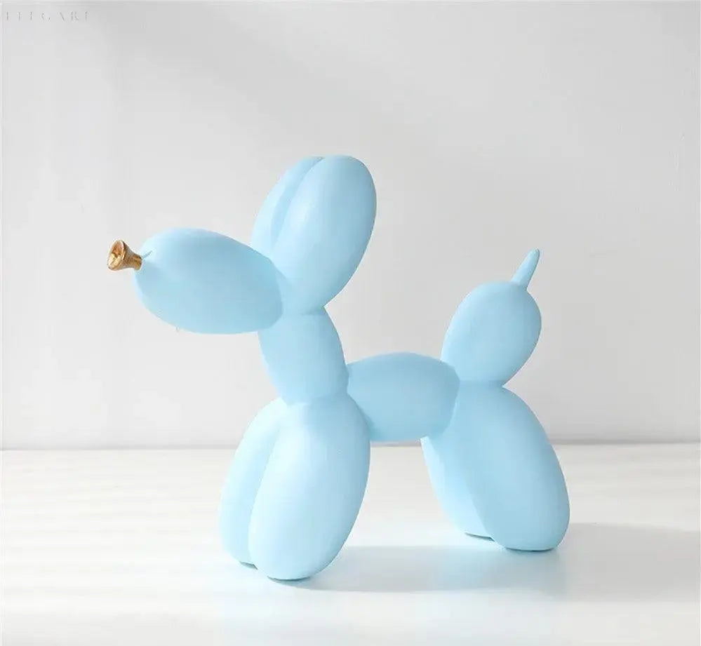 Ballonornament mit goldenem Schnabel