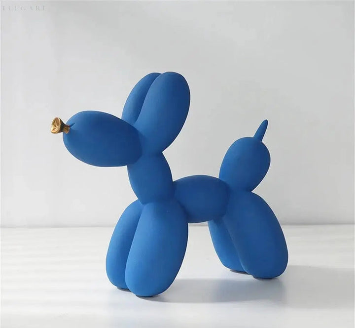 Ballonornament mit goldenem Schnabel