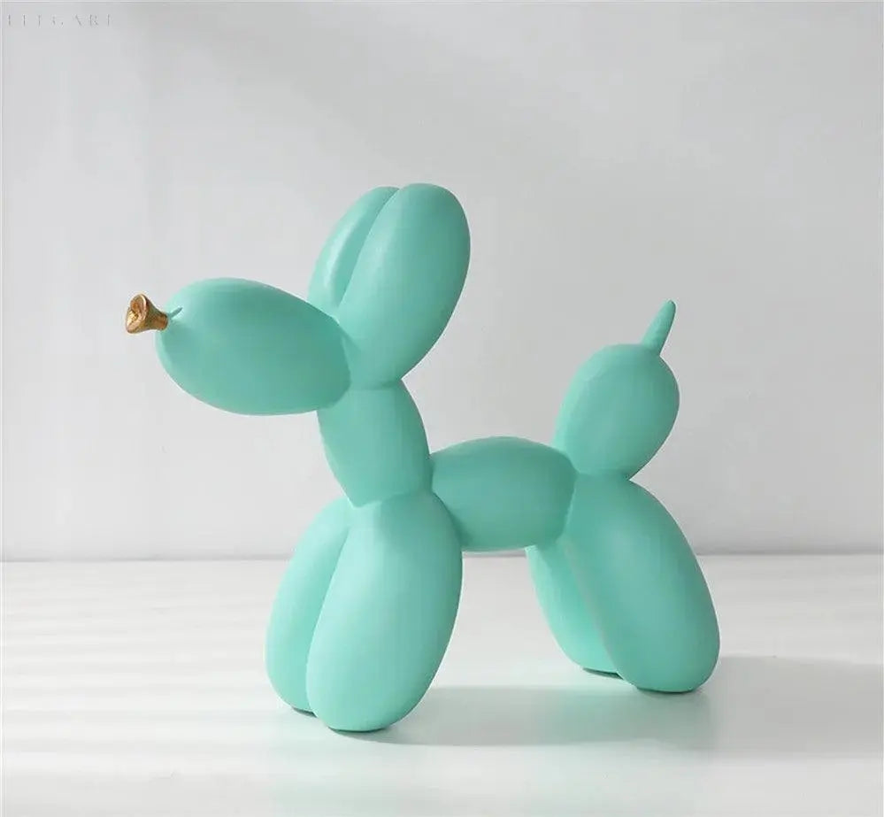 Ballonornament mit goldenem Schnabel