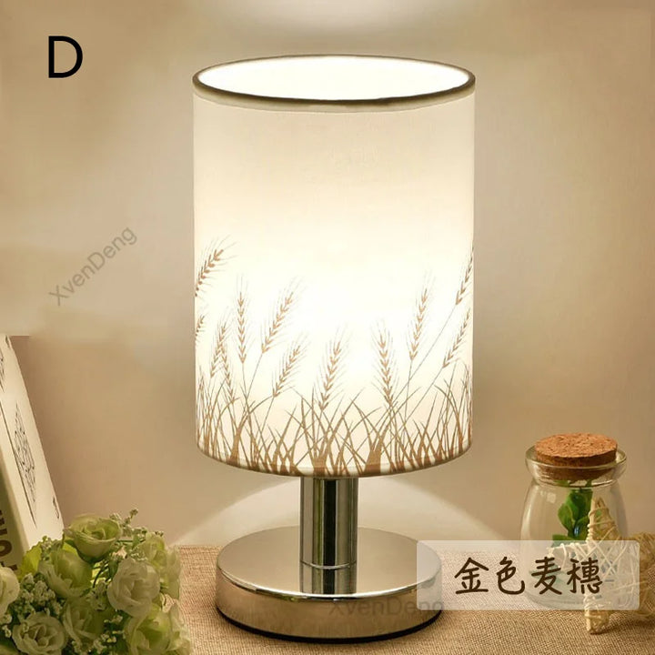 Moderne Eisen Tischlampe LED Stoff Nordic Schreibtischlicht - Perfekt für Wohnzimmer, Schlafzimmer, Nachttisch, Studium und Heimdekor Beleuchtungsanlagen