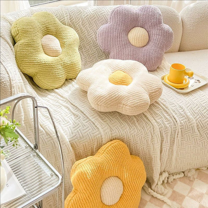 Blumenförmiges Kuschelkissen