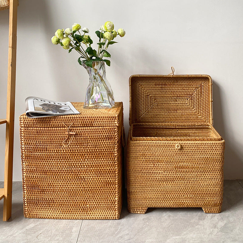 Stylische Aufbewahrungsbox aus gewobenem Naturmaterial