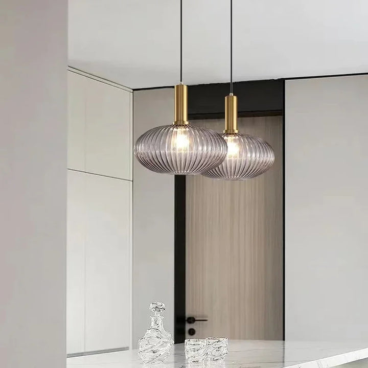 Moderne Nordische Glas Pendelleuchte – Einzelkopf LED Hängeleuchte für Esszimmer, Schlafzimmer, Café und Studium – Weiß, Grün, Cognac & Mehr