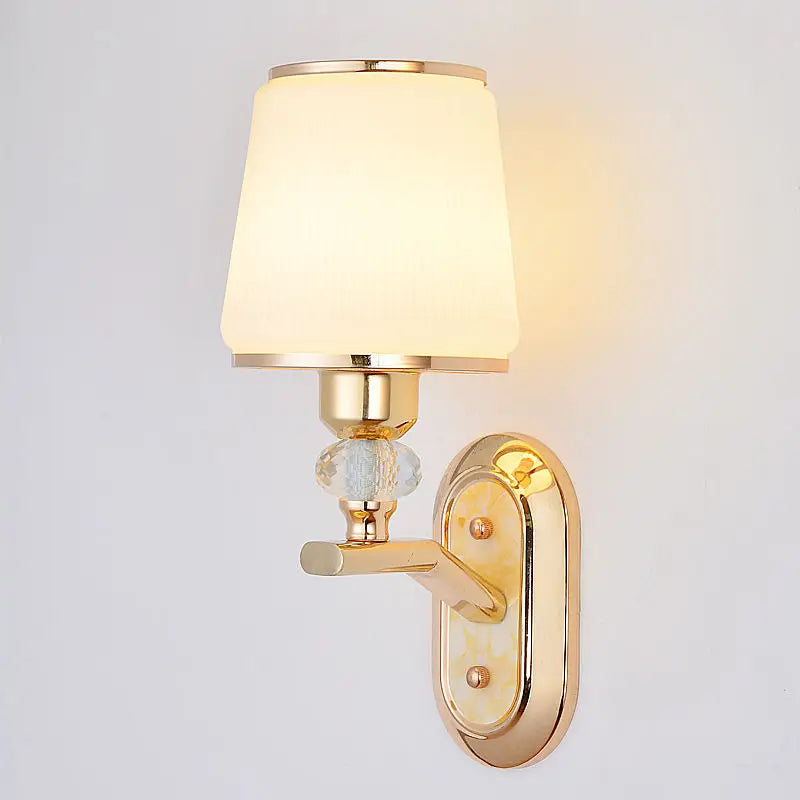 Moderne LED Wandleuchte mit Glaslampenschirm | Wandleuchten