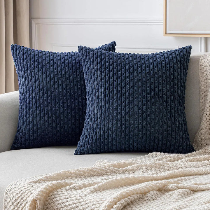 Weiches geripptes Samt Dekokissen mit Streifen im Boho-Stil für Sofa und Bett