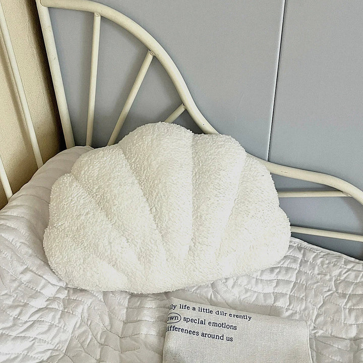 Pastell Shell Kissen – Flauschiges Bouclé Plüschkissen