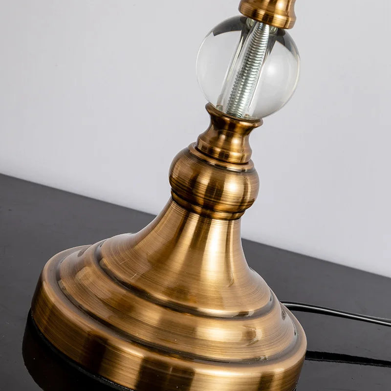 Amerikanische Imitation Kupfer Kristall Nachttischlampe - Moderne europäische Stil Schreibtischlampe