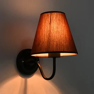 Moderne Innenwandlampe: Elegante Beleuchtung für Ihren Raum