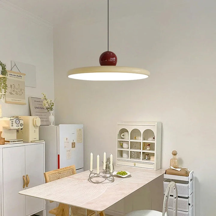 Nordic Cream Flying Saucer Pendelleuchte – Moderne LED-Lampe für Wohnzimmer, Schlafzimmer und Restaurant, 20/30cm