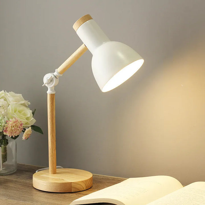 Kreative Nordische Holz Kunst LED Tischlampe – Verstellbarer Kopf & Augenschutz