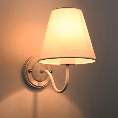 Moderne Innenwandlampe: Elegante Beleuchtung für Ihren Raum