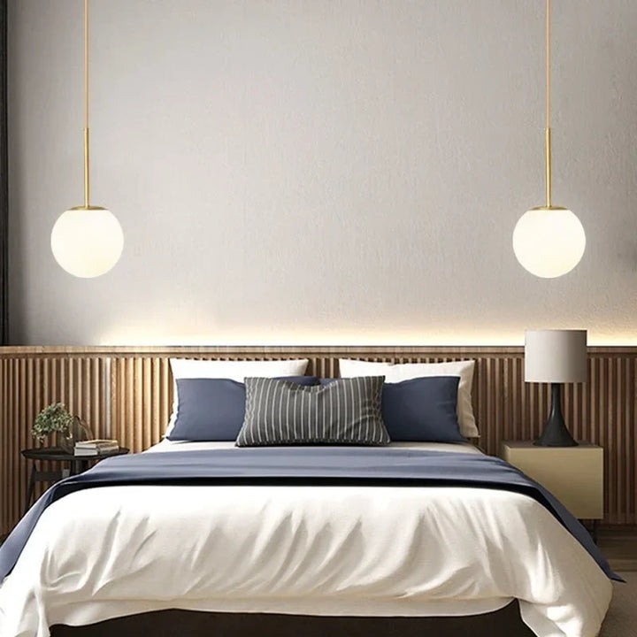 Moderne Glasballen-Hängeleuchte – Dekorative nordische Leuchte für Esszimmer, Schlafzimmer und Bar