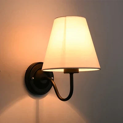 Moderne Innenwandlampe: Elegante Beleuchtung für Ihren Raum