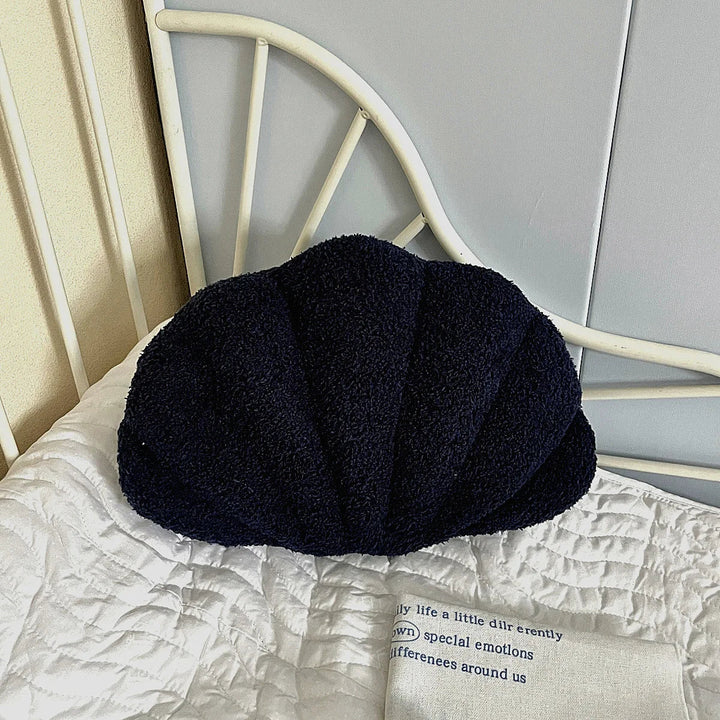 Pastell Shell Kissen – Flauschiges Bouclé Plüschkissen