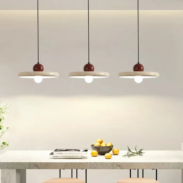 Nordic Cream Flying Saucer Pendelleuchte – Moderne LED-Lampe für Wohnzimmer, Schlafzimmer und Restaurant, 20/30cm