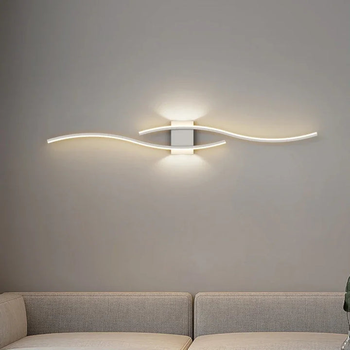 Moderne LED Wandlampe – Schwarze, Weiße und Goldene Wandlicht-Applikation für Wohnraum, Schlafzimmer, Nachttisch und dekorative Beleuchtung