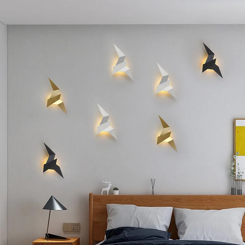 Nordic LED Vogel Wandlampe – Moderne Wandbeleuchtung für Schlafzimmer, Wohnzimmer, Treppen und Nachttisch – Oben & Unten Beleuchtung, Eisen Schirm, AC-Betrieb
