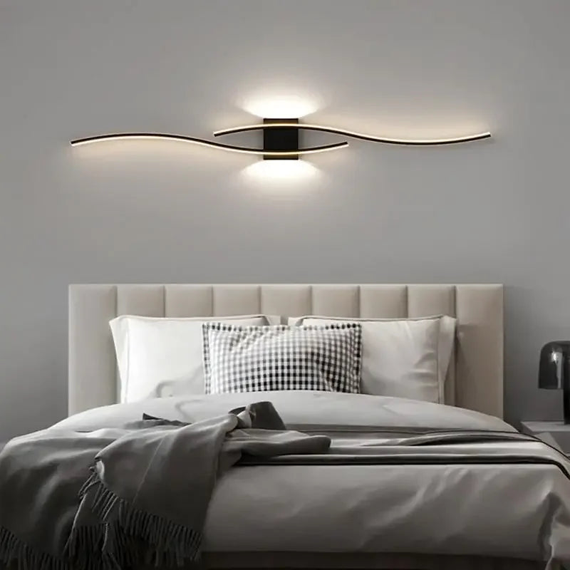 Moderne LED Wandlampe – Schwarze, Weiße und Goldene Wandlicht-Applikation für Wohnraum, Schlafzimmer, Nachttisch und dekorative Beleuchtung