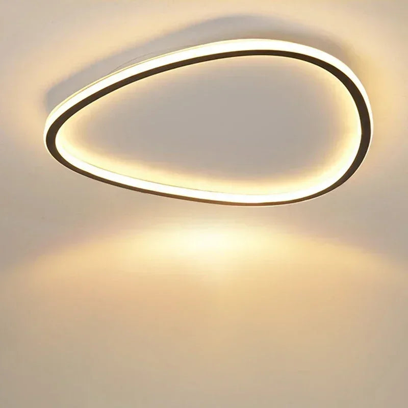Moderne LED-Deckenleuchte - Elegantes ovales Design für vielseitige Innenbeleuchtung