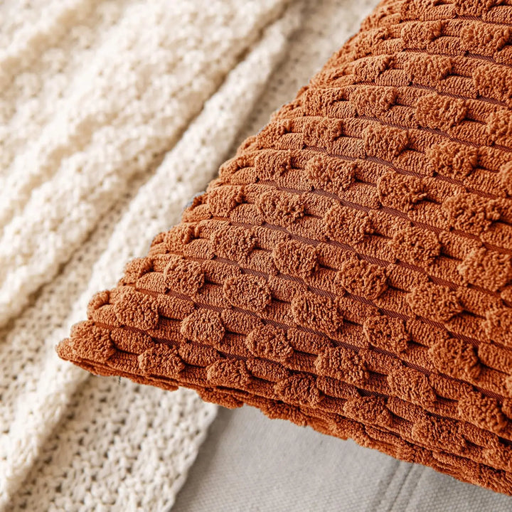 Weiches geripptes Samt Dekokissen mit Streifen im Boho-Stil für Sofa und Bett