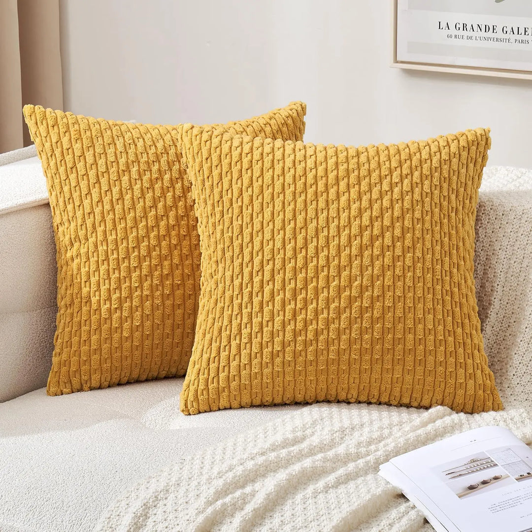 Weiches geripptes Samt Dekokissen mit Streifen im Boho-Stil für Sofa und Bett