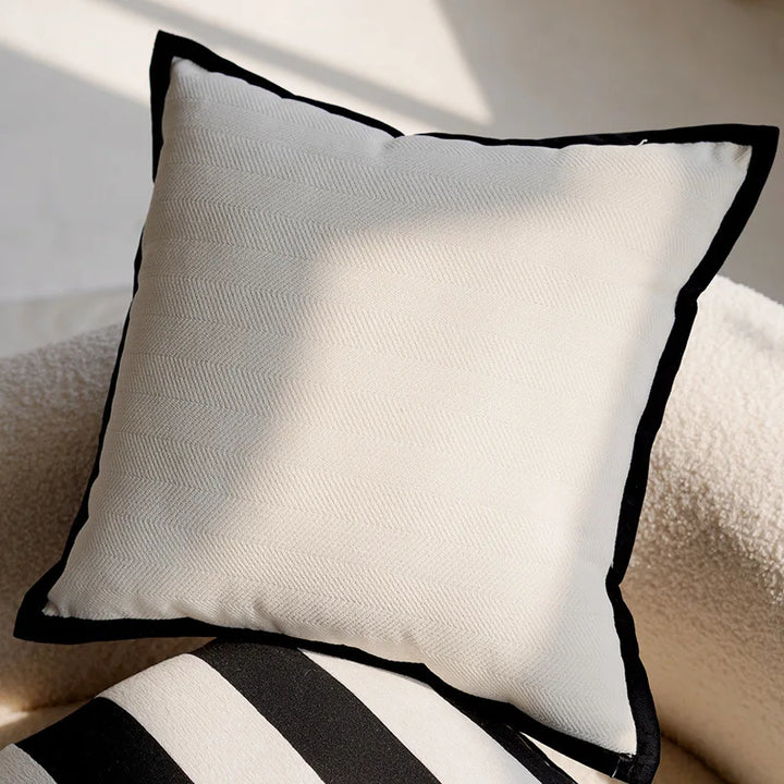Luxuriös besticktes dekoratives Kissen mit Pferdedruck für Sofa und Wohnzimmer