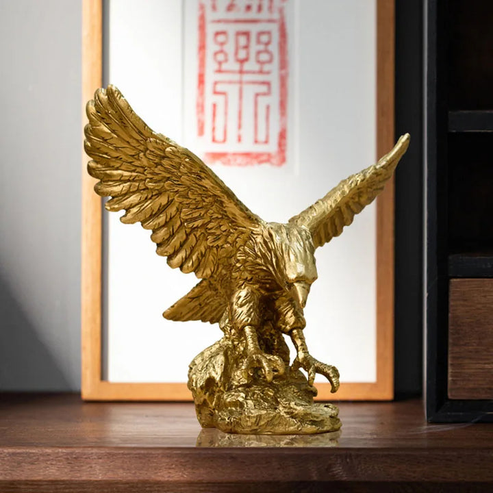 Harz Goldener Adler Statue Kunst Tier Modell Sammlung Ornament Home Büro Schreibtisch Feng Shui Dekor Figuren einfach