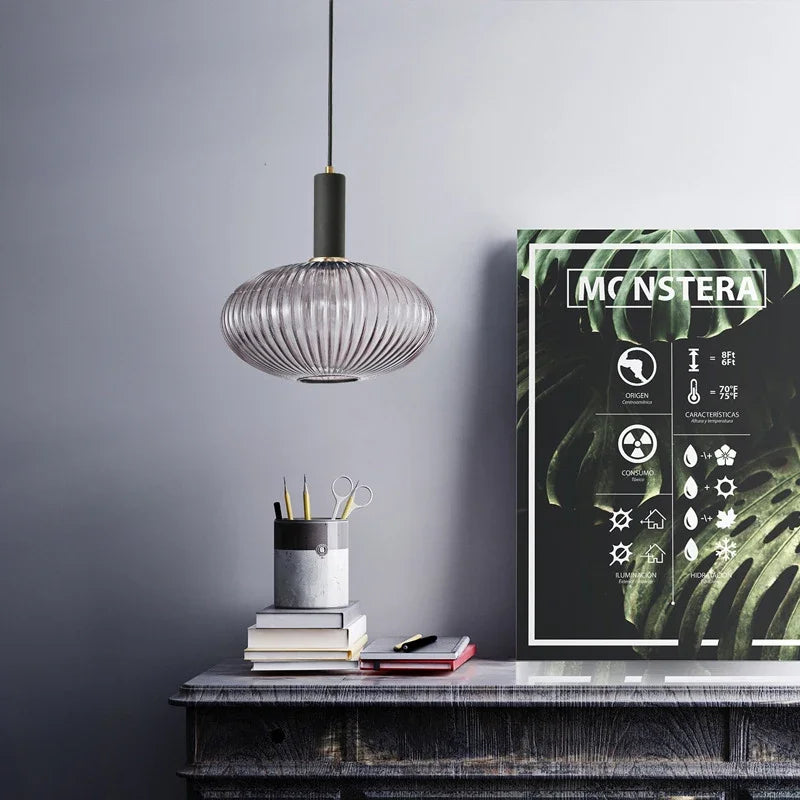 Moderne Nordische Glas Pendelleuchte – Einzelkopf LED Hängeleuchte für Esszimmer, Schlafzimmer, Café und Studium – Weiß, Grün, Cognac & Mehr