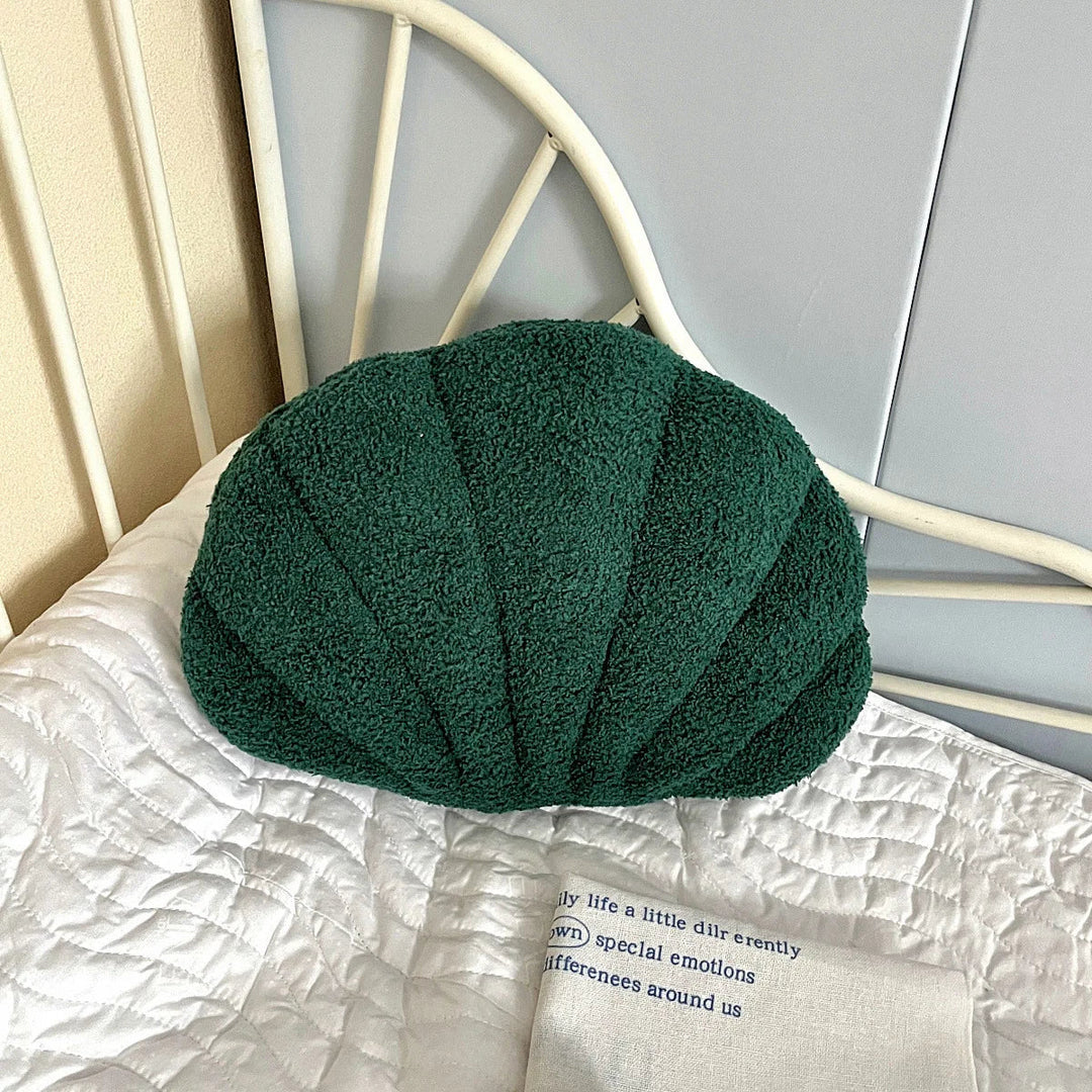 Pastell Shell Kissen – Flauschiges Bouclé Plüschkissen