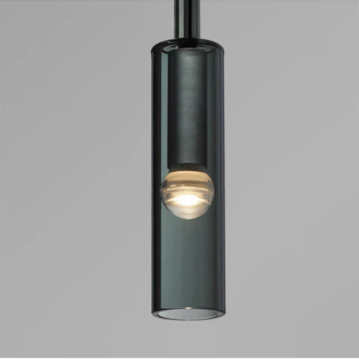 Moderne LED Wandleuchte – Buntglas- und Eisenarmatur für Wohnzimmer, Schlafzimmer, Küche und Badezimmer – Stilvolle Wandmontagebeleuchtung für die Wohnungseinrichtung