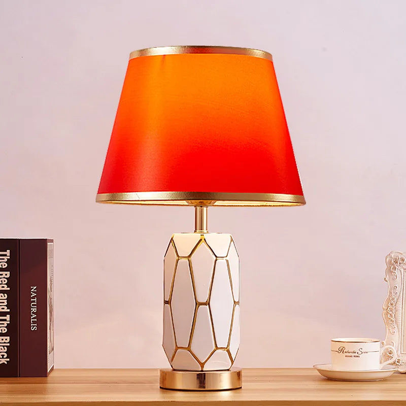 Amerikanische Keramik Tischlampe - Schlichte moderne Schlafzimmer Nachttischlampe für das Wohnzimmer, warme Hochzeitszimmer dekorative Lampe