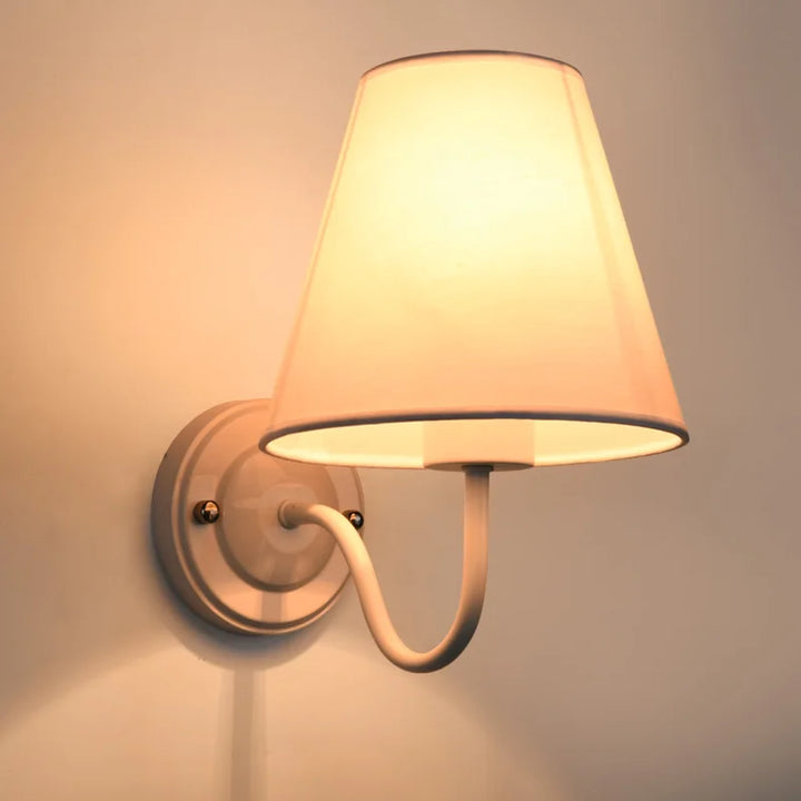 Moderne Innenwandlampe: Elegante Beleuchtung für Ihren Raum