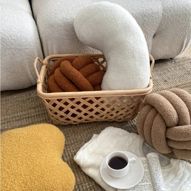 Nordic Bouclé Abstract Kissen – Minimalistisches Plüschkissen