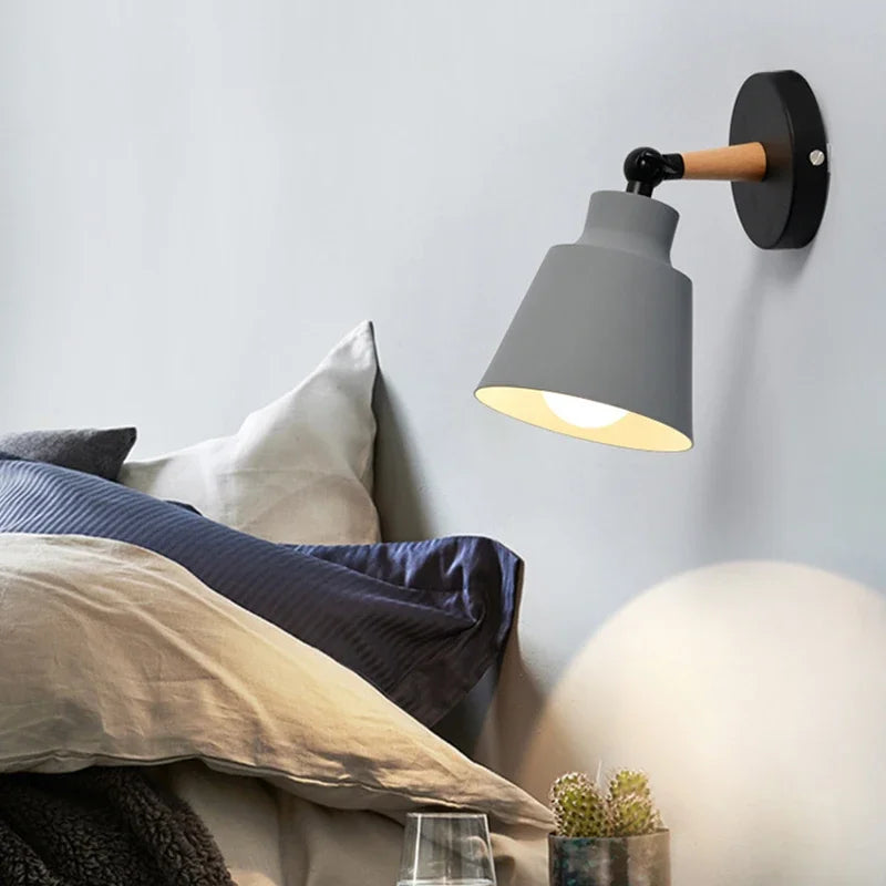 Nordic LED-Wandleuchte – Minimalistisches Massivholz-Design für Schlafzimmer, Wohnzimmer und Flur – Moderne dekorative Beleuchtung mit E27-Fassung