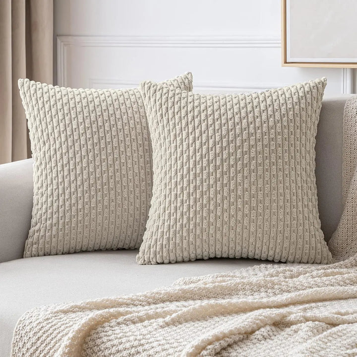 Weiches geripptes Samt Dekokissen mit Streifen im Boho-Stil für Sofa und Bett